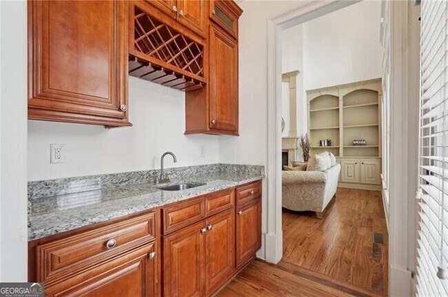 Building Photo - 343 Summer Garden Dr