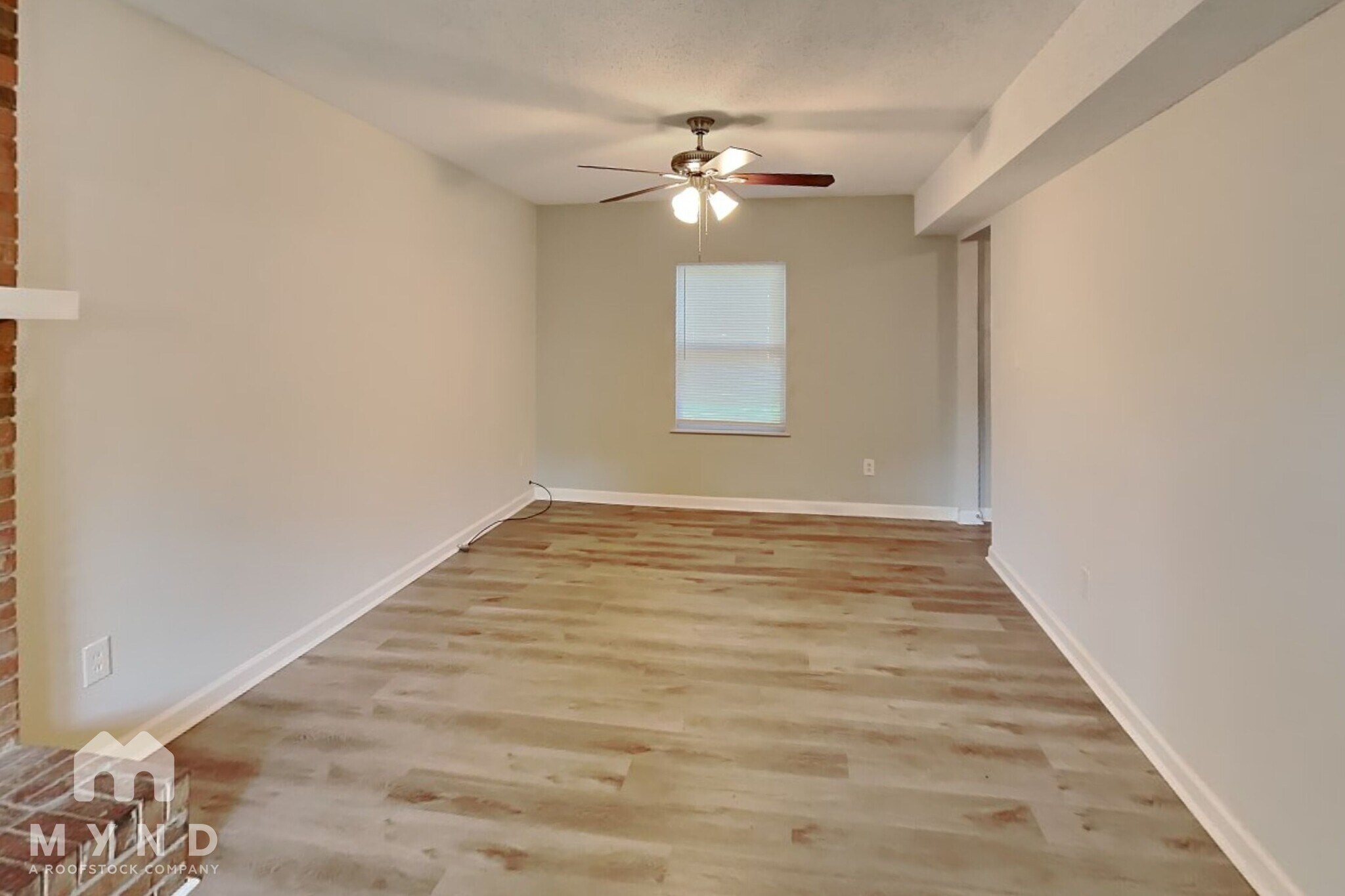 Building Photo - 6301 Ivory Palm Dr