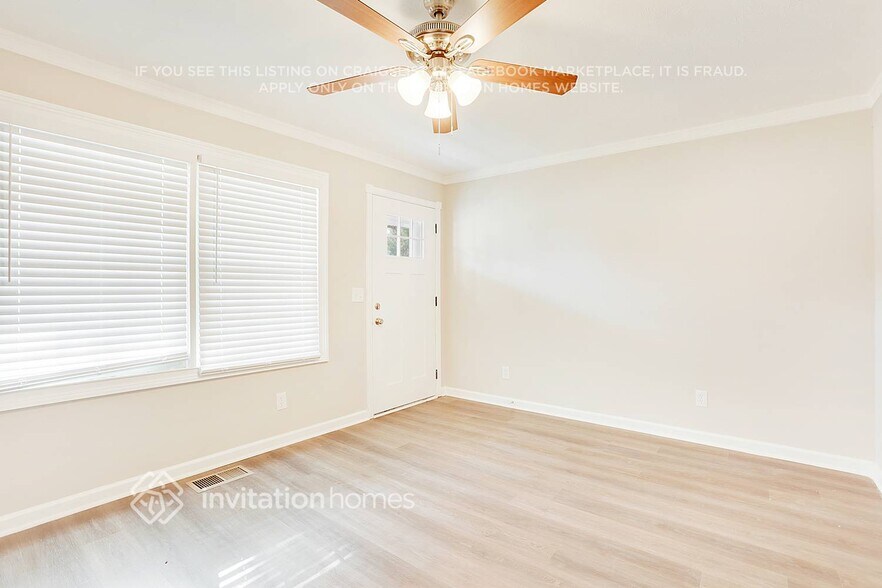 Building Photo - 116 Rosewood Dr