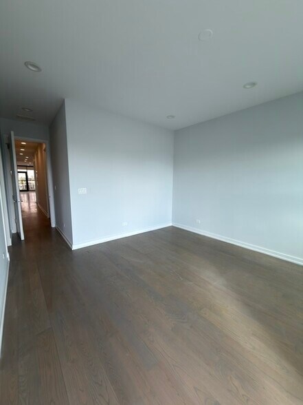 Building Photo - 2378 N Elston Ct