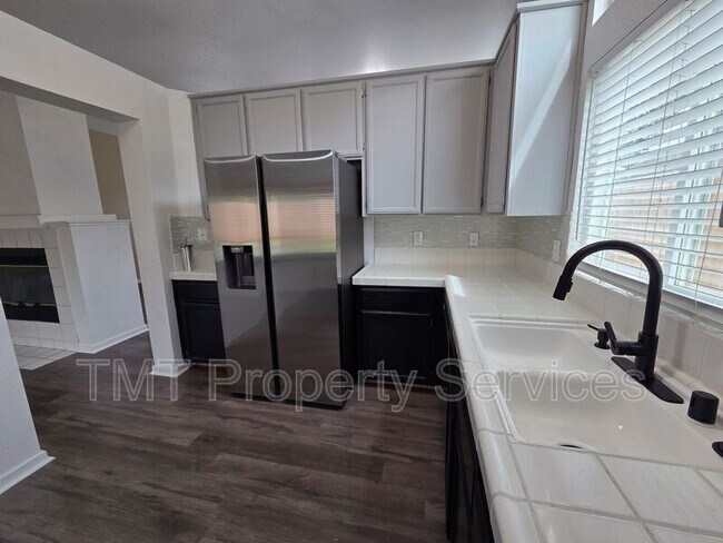 Building Photo - 2234 Wall St