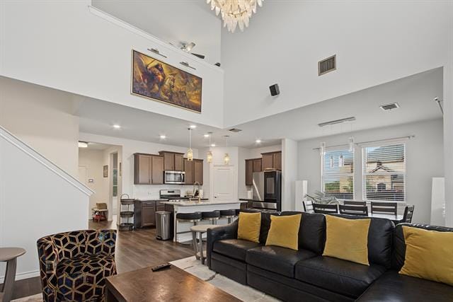 Building Photo - 401 Gallop Dr