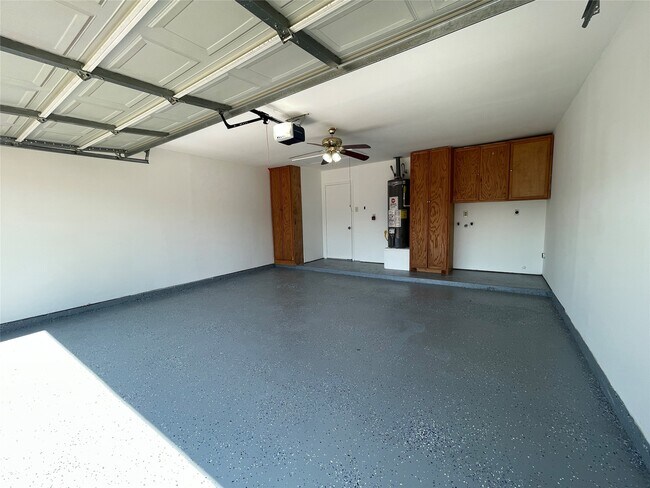 Building Photo - 3611 Shadow Trail