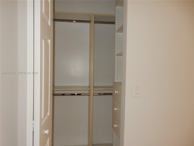 Building Photo - 11221 NW 73rd St