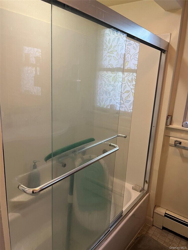 Building Photo - 3 Everett Ave