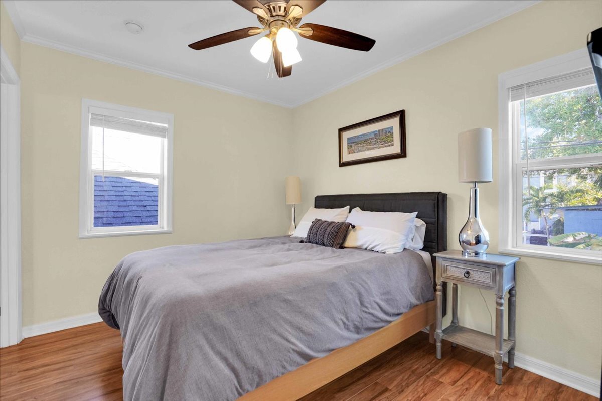 Building Photo - 537 6th St N