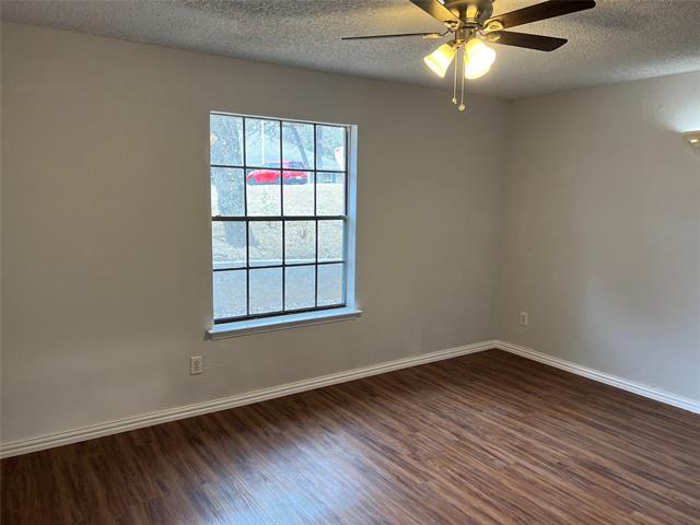 Building Photo - 406 Rockgate Ct