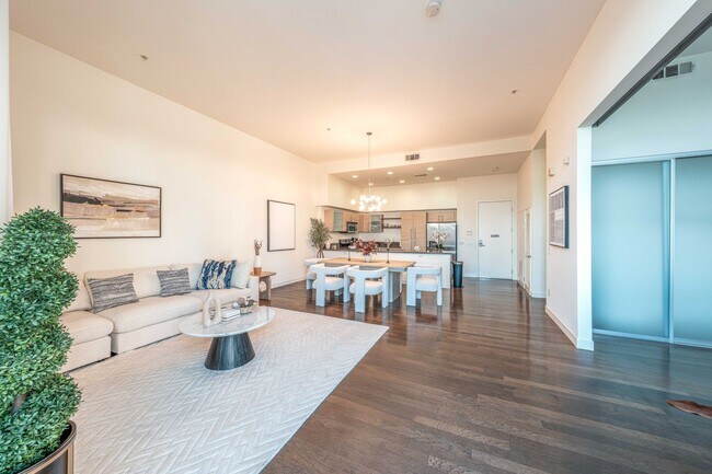 Building Photo - 1234 Wilshire Blvd