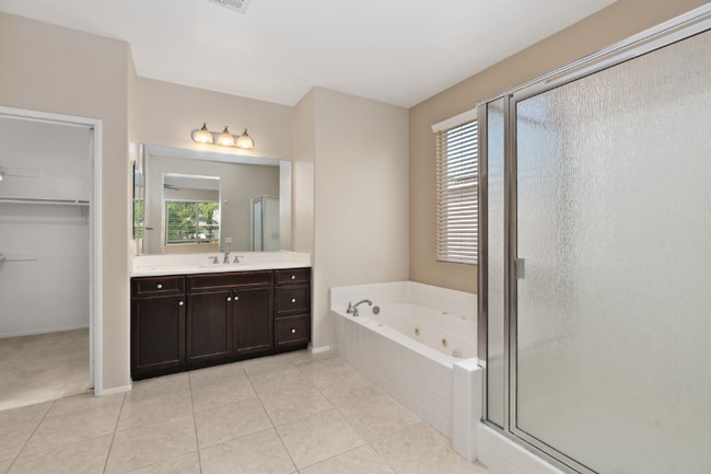 Building Photo - 35848 Nonnie Dr