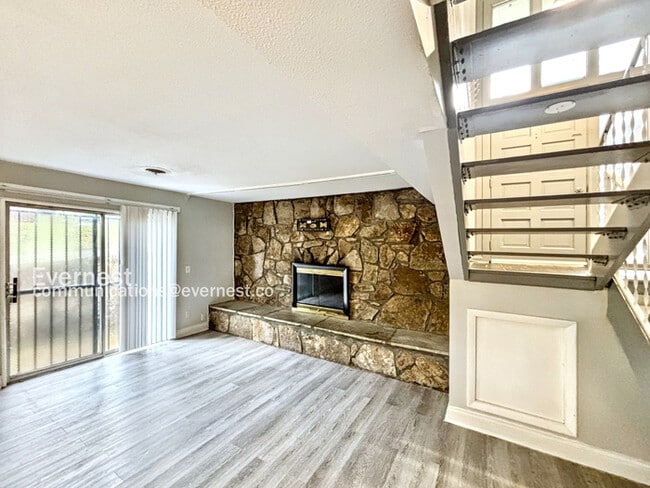 Building Photo - 3990 Arbor Pl Ln