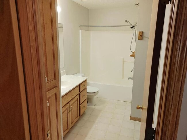 Building Photo - Location - Location - Location! Two Bedroo...