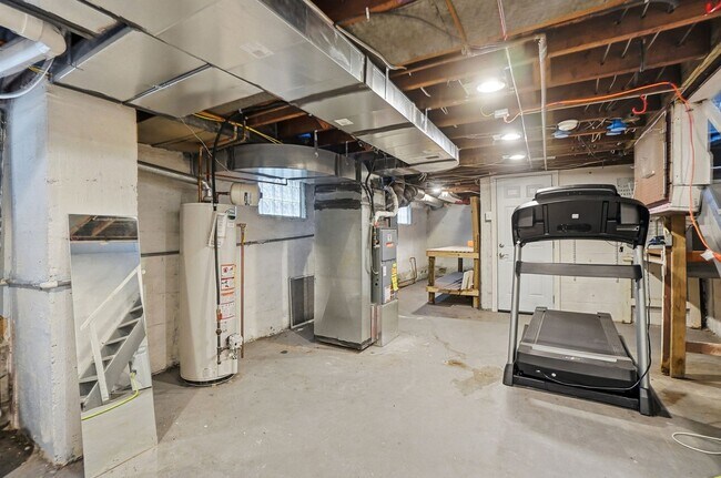 Building Photo - 2 Bed 2 Bath in Oakley!