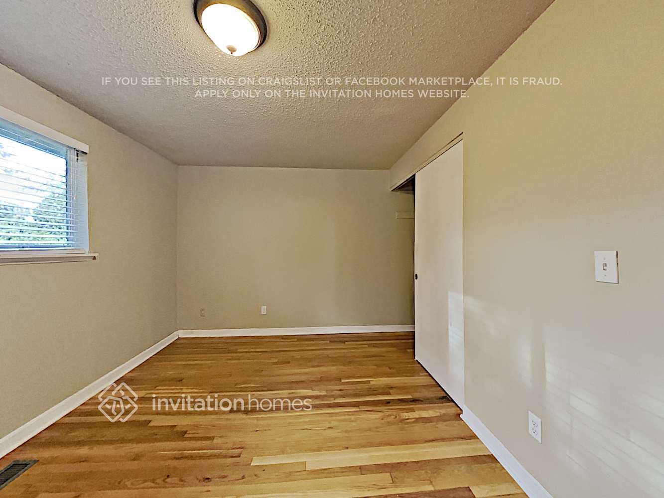 Building Photo - 30101 27th Ave S