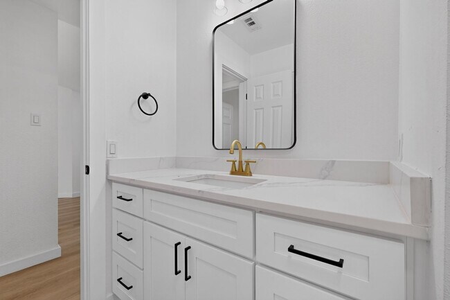 Building Photo - Gem In Flower Mound Waiting On You!!!
