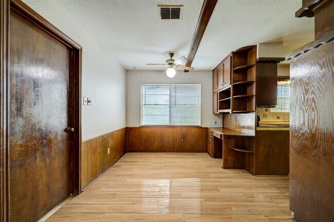 Building Photo - 12534 Millbanks Dr
