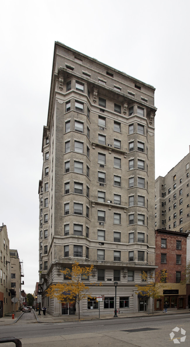 Building Photo - Midtown Apartments