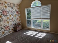 Building Photo - 1126 Neuberry Cliffe