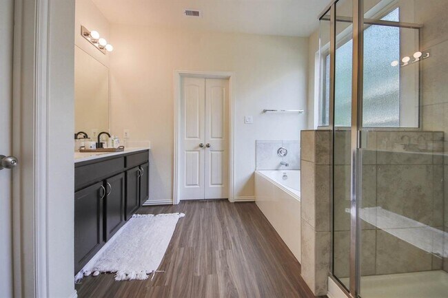 Building Photo - 4643 Sequoia Echo Dr