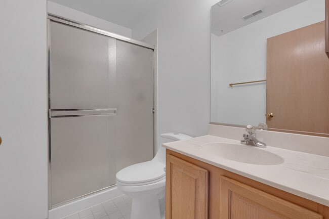 Building Photo - 1651 Apple Tree Ln