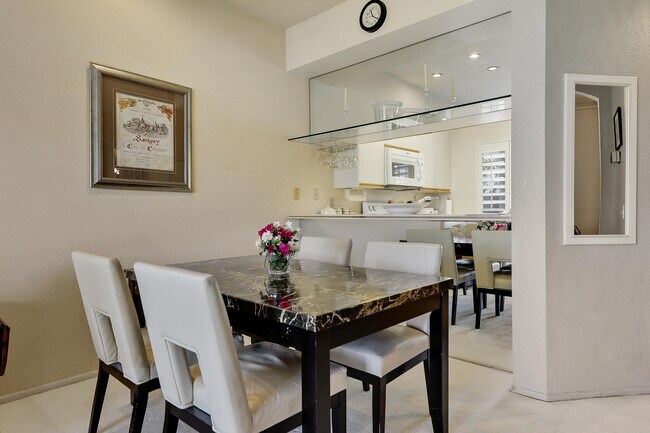 Building Photo - 28346 Desert Princess Dr