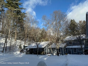 Building Photo - 180 Yerry Hill Rd