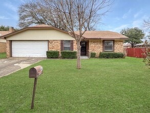 Building Photo - 841 S Atkerson Ln