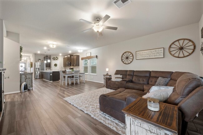 Building Photo - 13010 Red Blossom Cir
