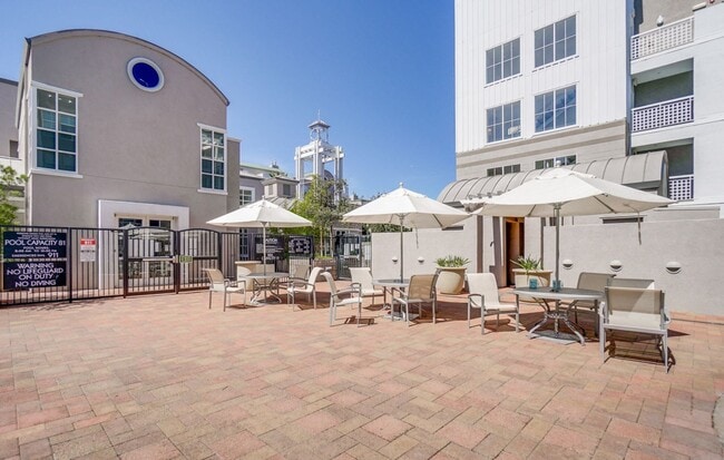 Building Photo - Large Santa Clara 1 Bedroom Condo in Rivermark Area