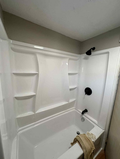 Building Photo - 1247 Leishman Ave