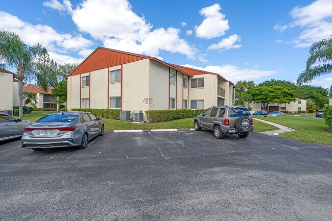 Building Photo - 4737 Sable Pine Cir