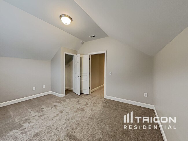 Building Photo - 3223 Penny Earley Ln