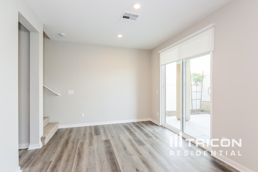 Building Photo - 31615 Willowood Way