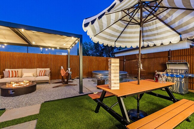 Building Photo - 1314 S 8th Ave