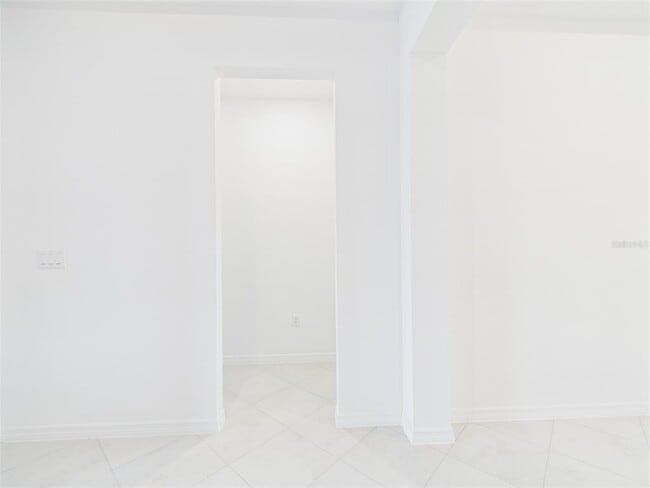 Building Photo - 7216 SW 58th Pl