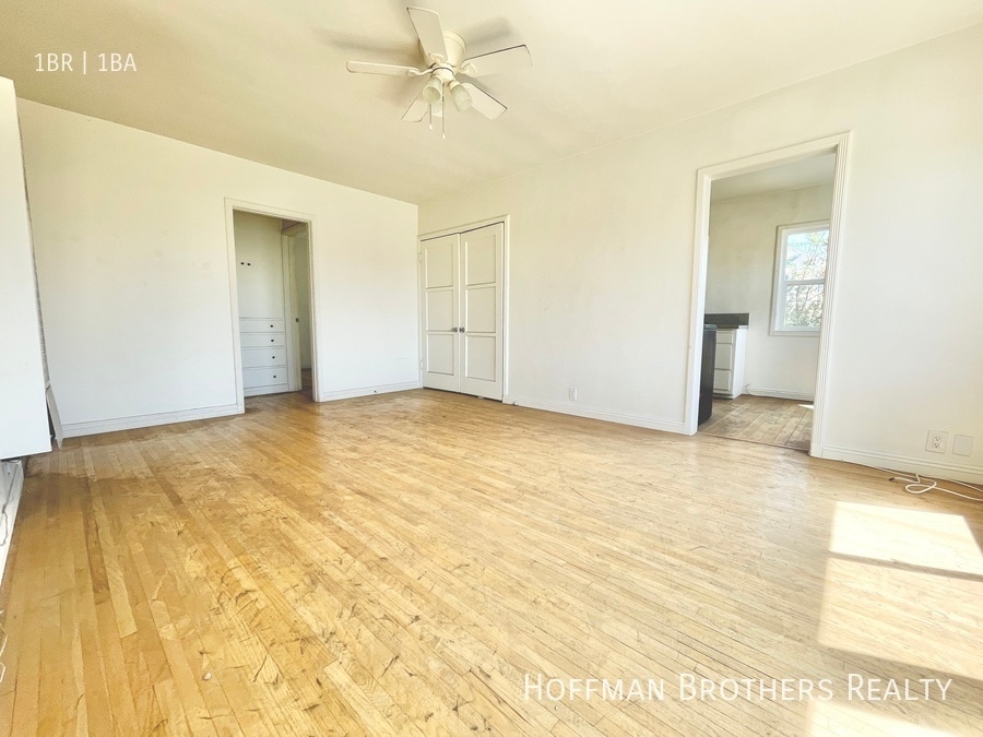 Building Photo - 1912 Cimarron St