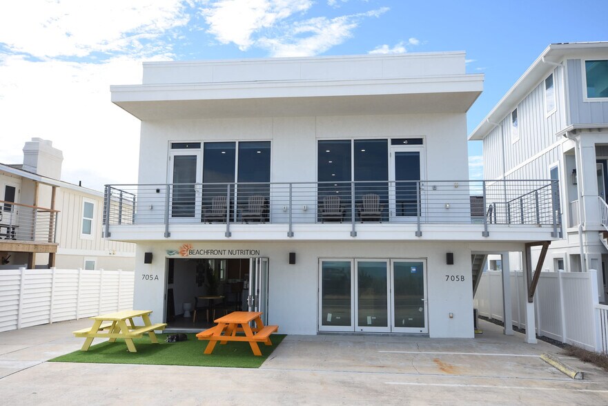 Building Photo - 705 N Ocean Shore Blvd