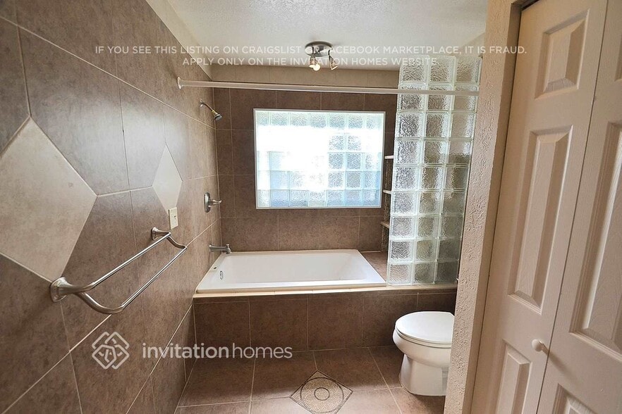 Building Photo - 2373 Oxer Ct