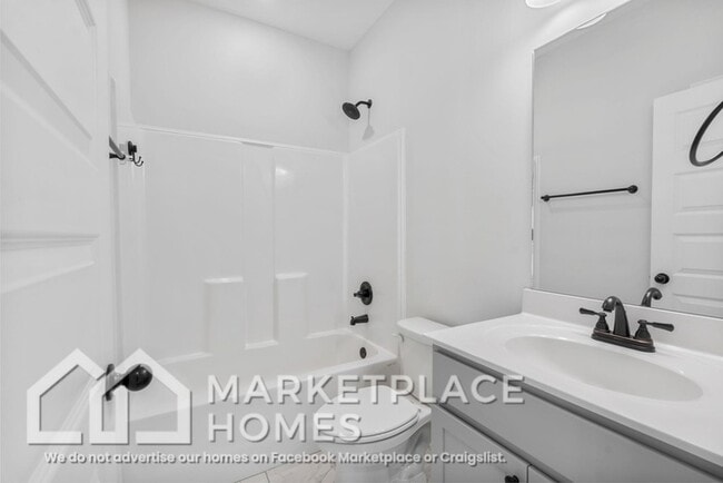 Building Photo - 1802 Millers Cv