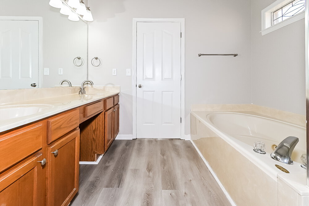 Building Photo - 5801 Michaelson Dr