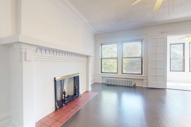 Floorplan - 918 E. Hyde Park Boulevard