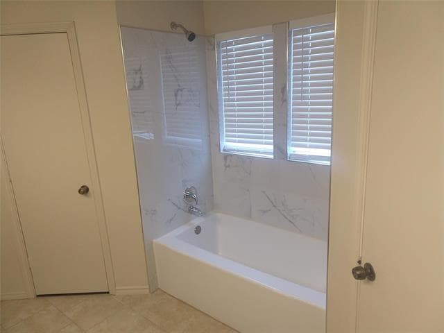 Building Photo - 3819 Wrentham Dr