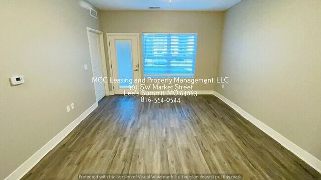 Building Photo - Handicap accessible apt on the 1st floor