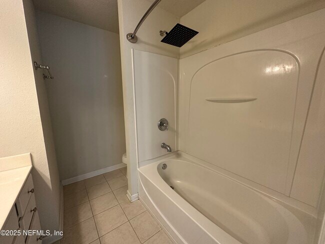 Building Photo - 8145 Summerside Cir