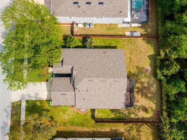 Building Photo - 5477 Glen Oak Pl