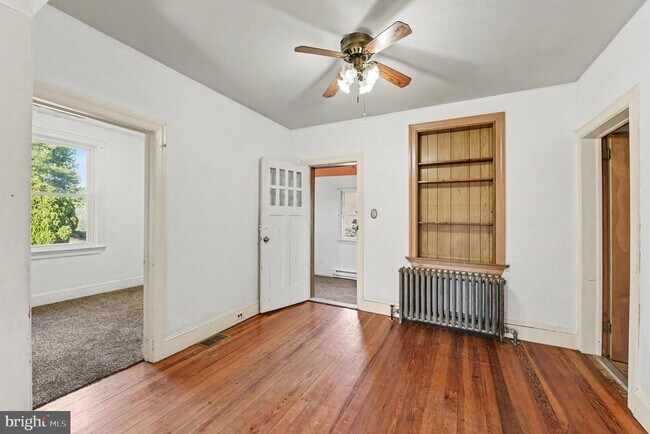 Building Photo - 939 Gravel Pike