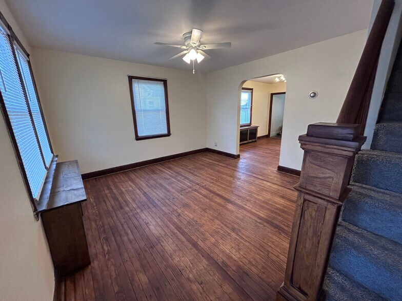 Building Photo - 1231 Hilldale Rd