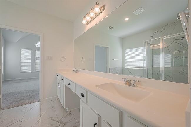 Building Photo - 3111 Trishelle Ct