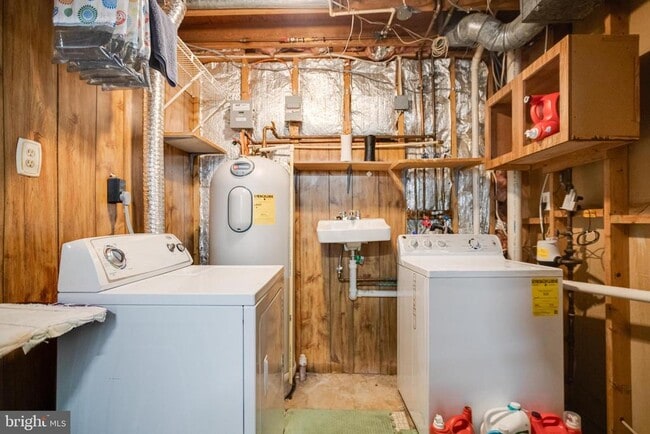Building Photo - 8522 Pine Run Ct