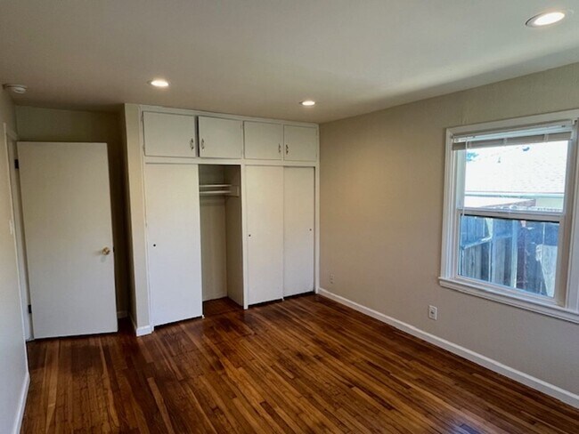 Building Photo - 3 Bedroom San Pablo Home in Tara Hills