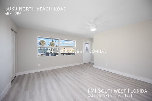 Building Photo - 5039 N Beach Rd